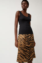 Load image into Gallery viewer, 6397 Luiza Tank in Black