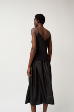 Load image into Gallery viewer, 6397 V-Neck Camisole in Black