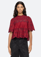 Load image into Gallery viewer, Lainey S/S Top