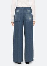 Load image into Gallery viewer, Amari Jeans