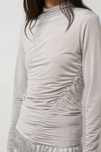 Anggae Light Jersey Slim Shirring Top in Silver