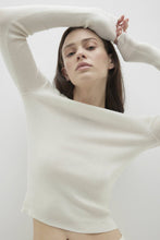 Load image into Gallery viewer, AMBER CASHMERE CREWNECK