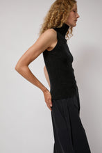 Load image into Gallery viewer, Modern Weaving Cashmere Mock Collar Rib Top in Black Melange