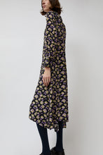 Load image into Gallery viewer, No.6 Campden Dress in Black and Lilac Primrose