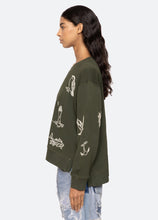 Load image into Gallery viewer, Clyde Sweatshirt