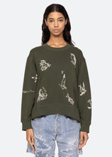 Load image into Gallery viewer, Clyde Sweatshirt