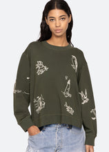 Load image into Gallery viewer, Clyde Sweatshirt