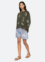 Load image into Gallery viewer, Clyde Sweatshirt