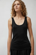 Load image into Gallery viewer, Silk Laundry Jersey Scoop Tank in Black