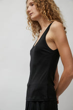 Load image into Gallery viewer, Silk Laundry Jersey Scoop Tank in Black